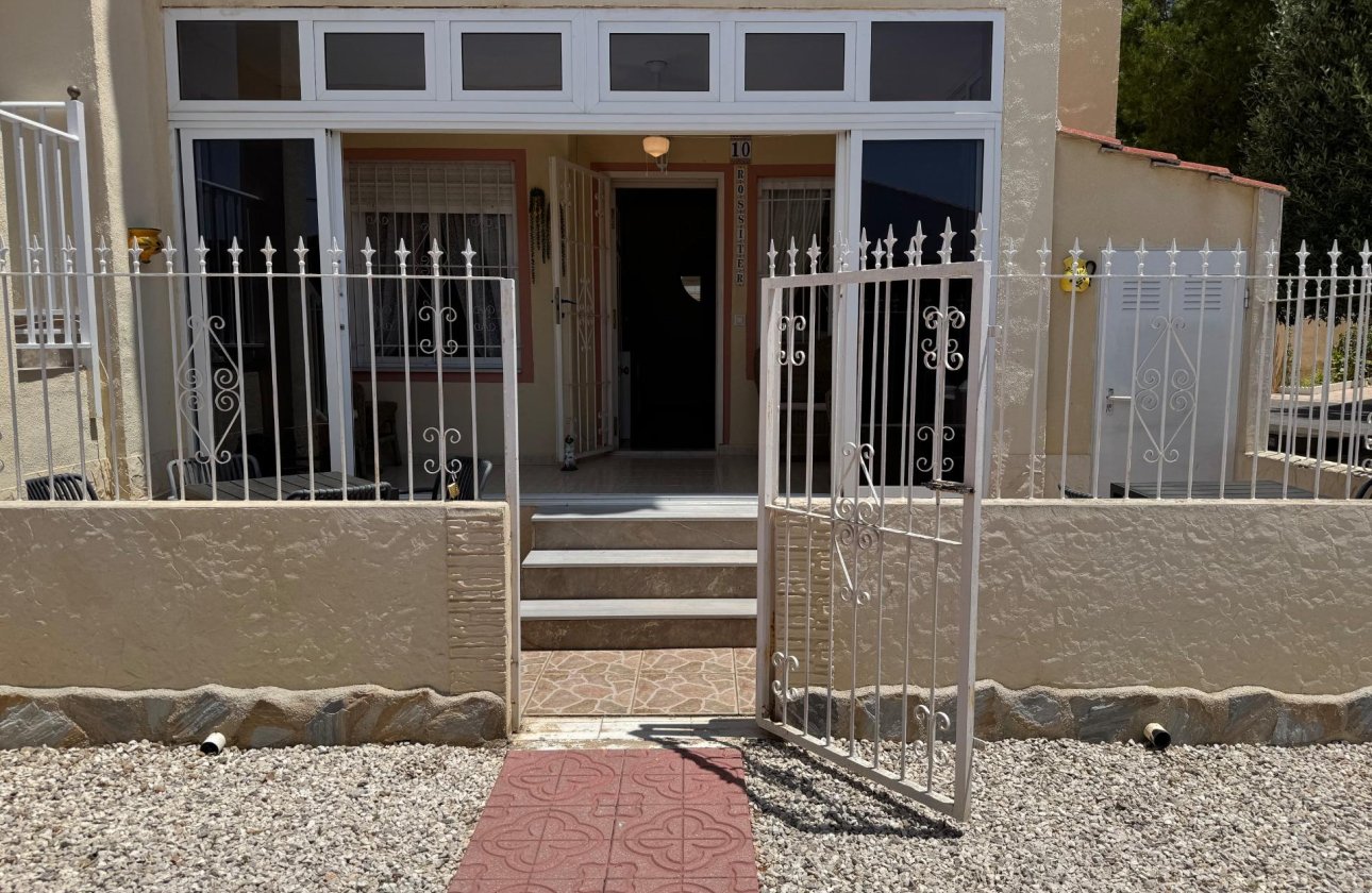 Herverkoop - Bungalow -
Torrevieja - La Siesta - El Salado - Torreta