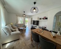 Herverkoop - Bungalow -
Torrevieja - La Siesta - El Salado - Torreta