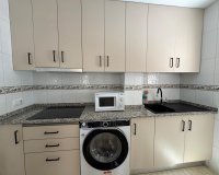 Herverkoop - Bungalow -
Torrevieja - La Siesta - El Salado - Torreta