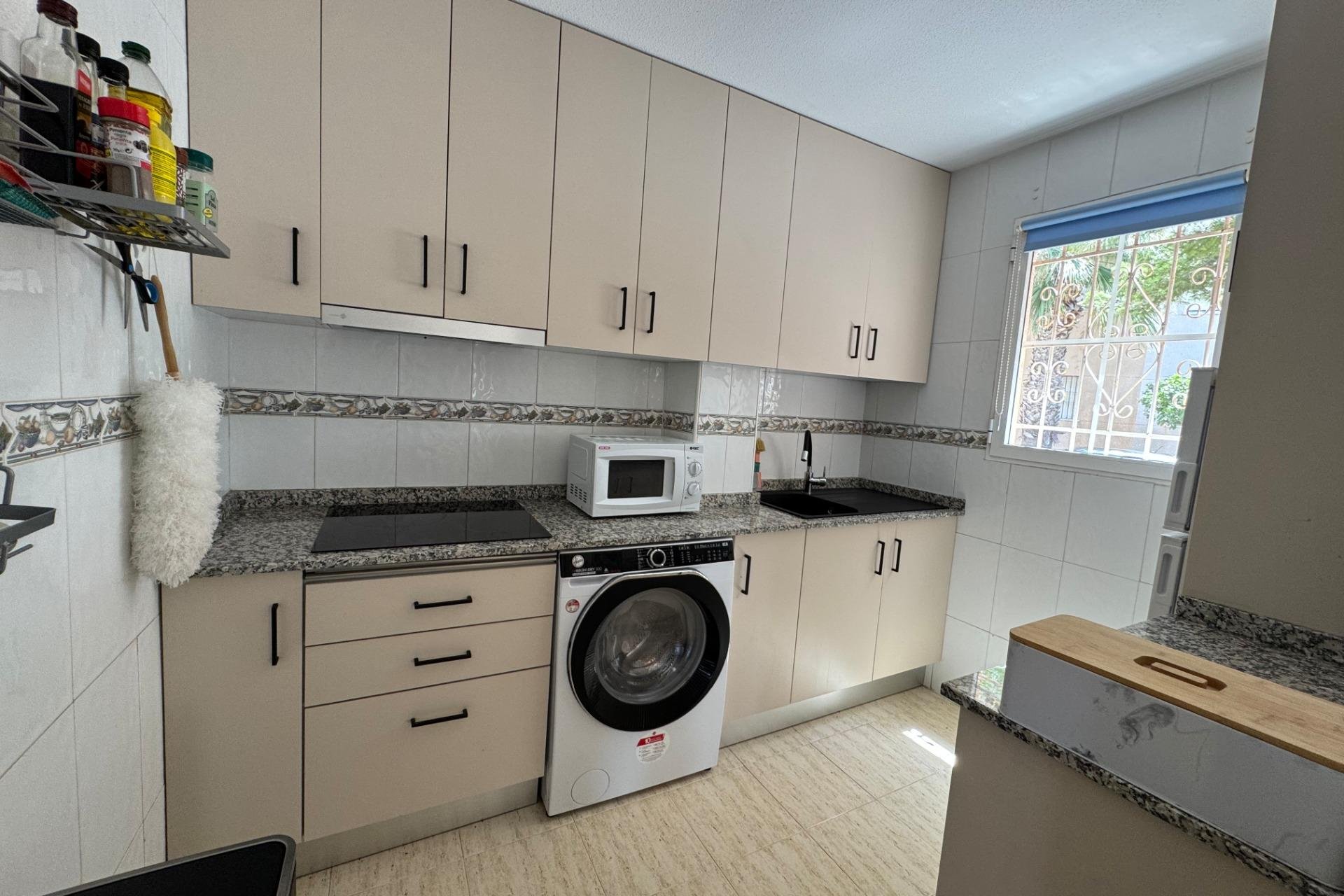 Herverkoop - Bungalow -
Torrevieja - La Siesta - El Salado - Torreta