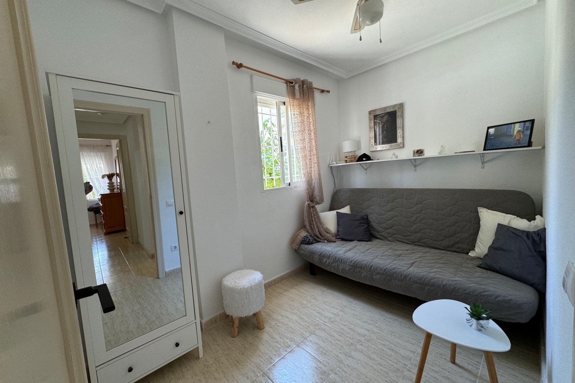 Herverkoop - Bungalow -
Torrevieja - La Siesta - El Salado - Torreta