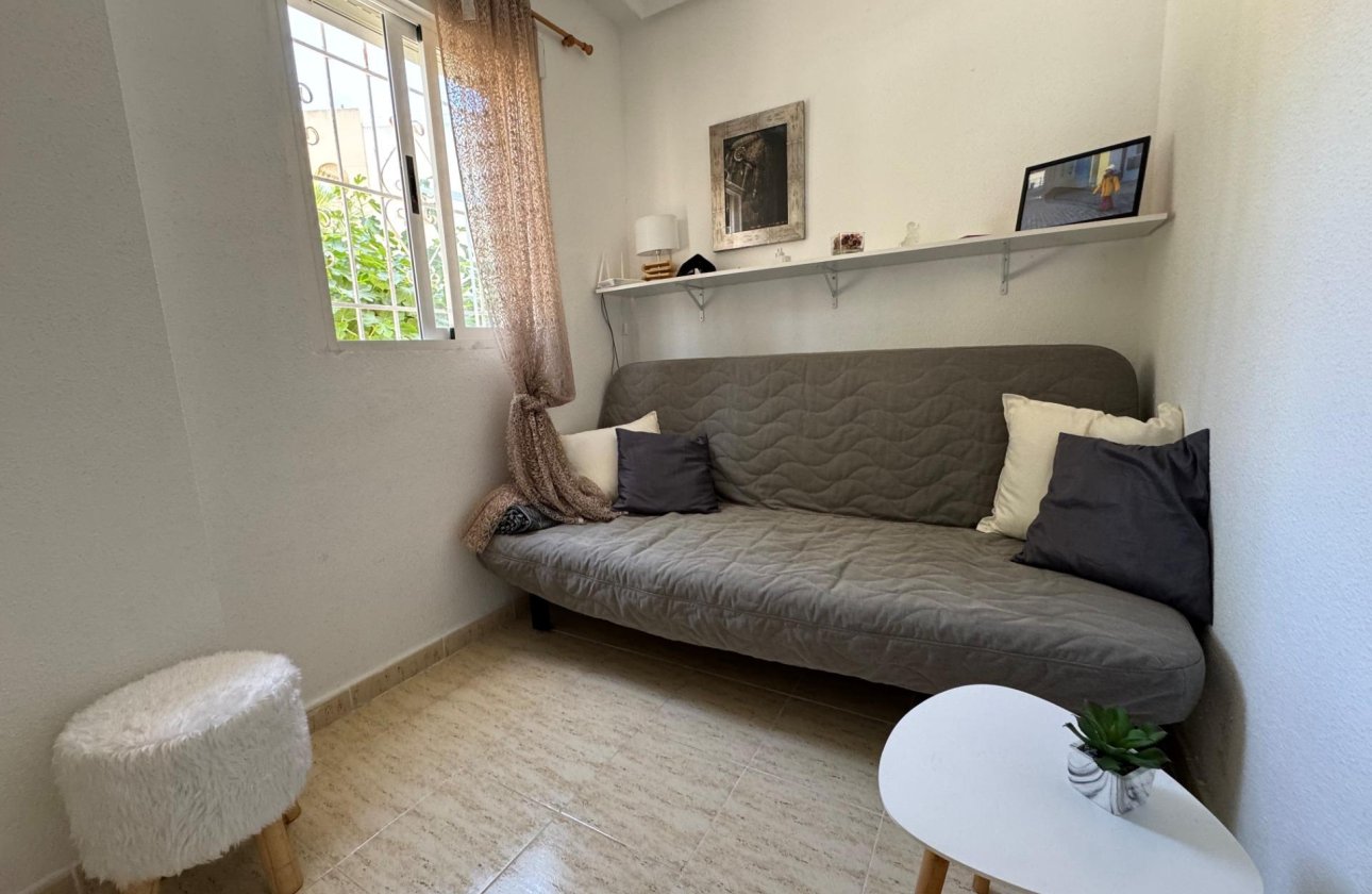 Herverkoop - Bungalow -
Torrevieja - La Siesta - El Salado - Torreta