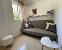 Herverkoop - Bungalow -
Torrevieja - La Siesta - El Salado - Torreta