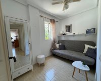 Herverkoop - Bungalow -
Torrevieja - La Siesta - El Salado - Torreta