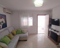 Herverkoop - Bungalow -
Torrevieja - LA VELETA MAR AZUL