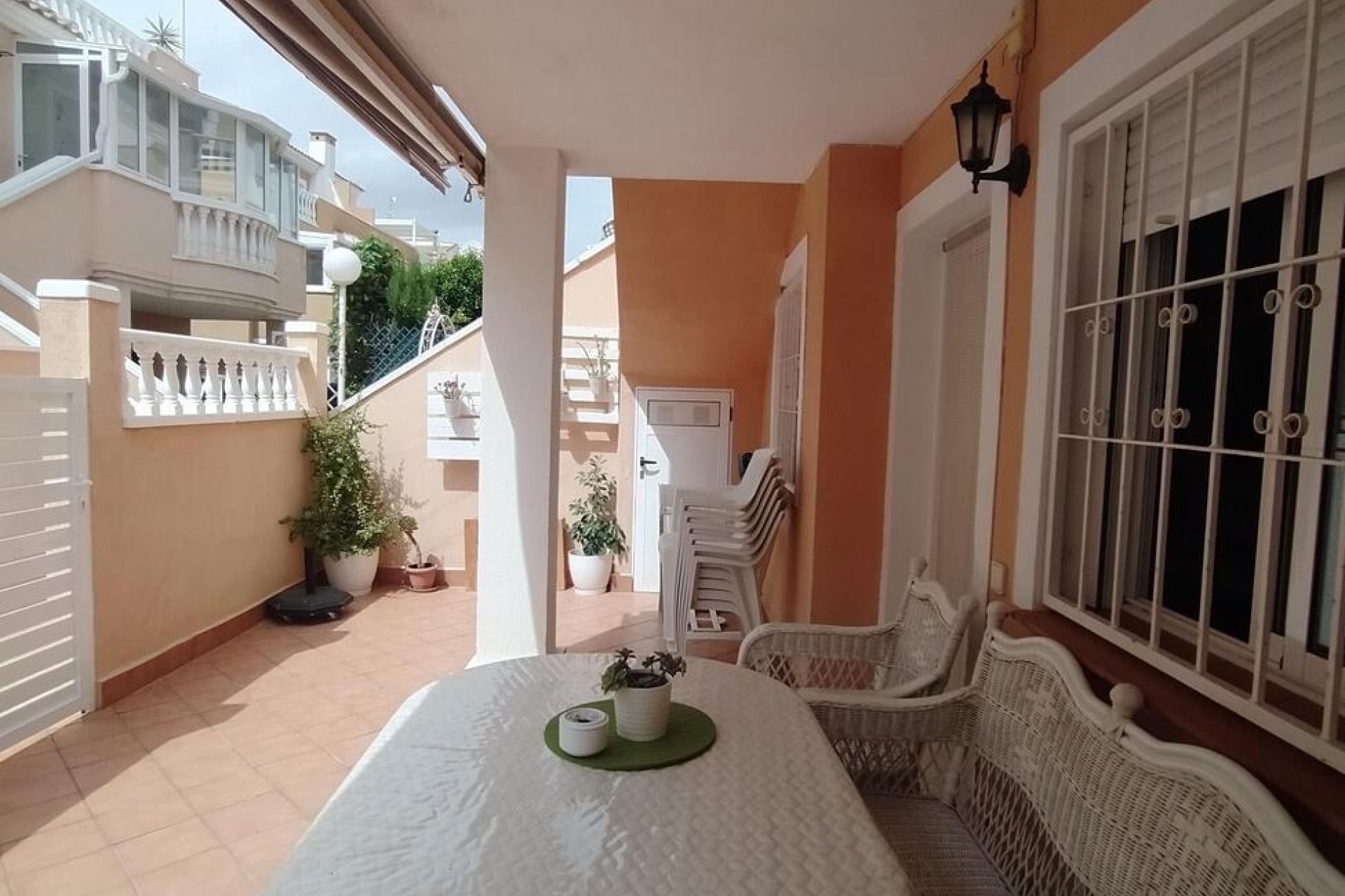 Herverkoop - Bungalow -
Torrevieja - LA VELETA MAR AZUL