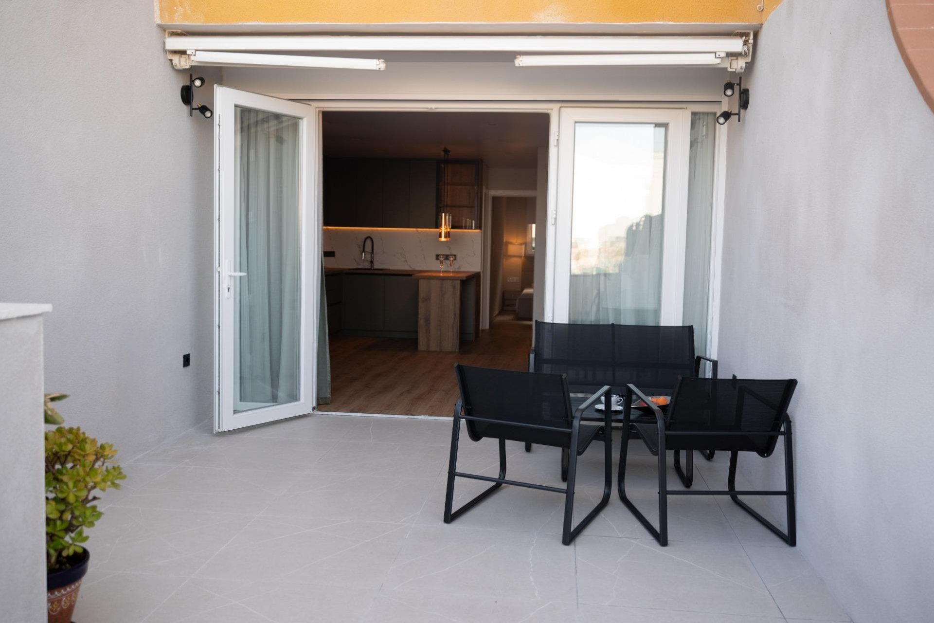 Herverkoop - Bungalow -
Torrevieja - La Veleta