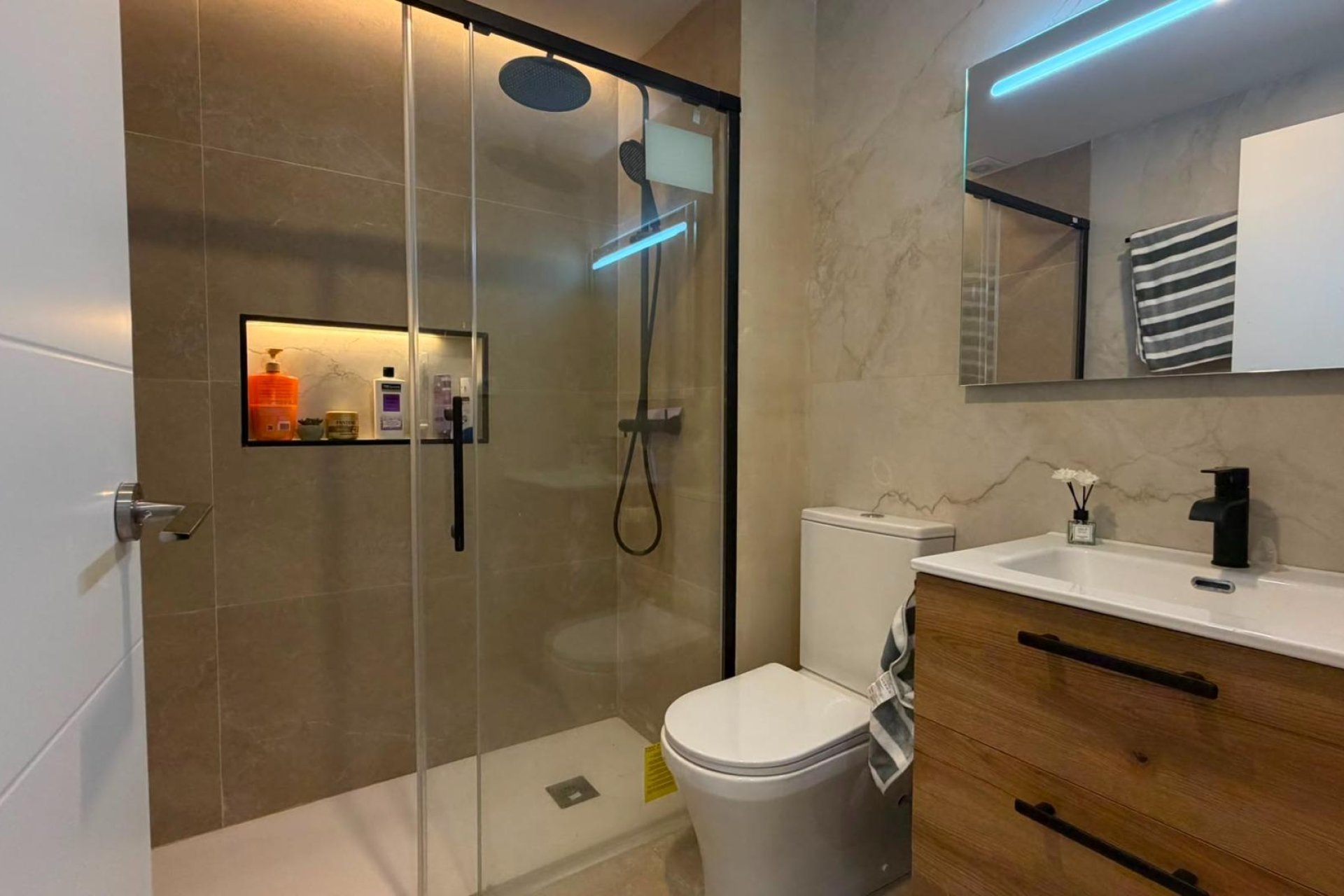 Herverkoop - Bungalow -
Torrevieja - La Veleta