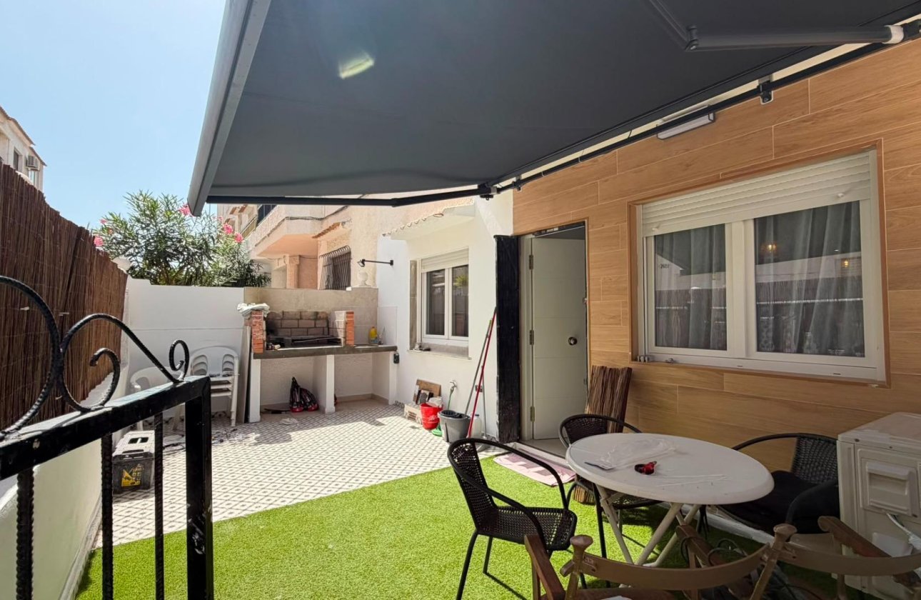 Herverkoop - Bungalow -
Torrevieja - La Veleta