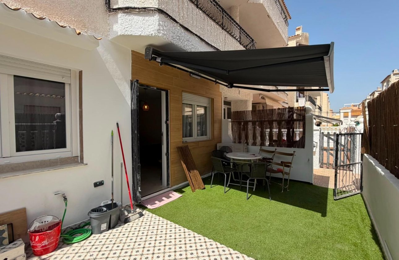 Herverkoop - Bungalow -
Torrevieja - La Veleta