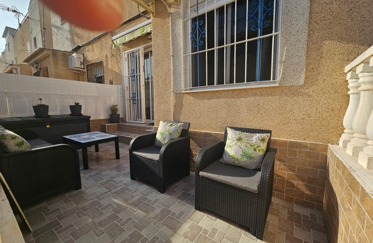 Herverkoop - Bungalow -
Torrevieja - Lago Jardin