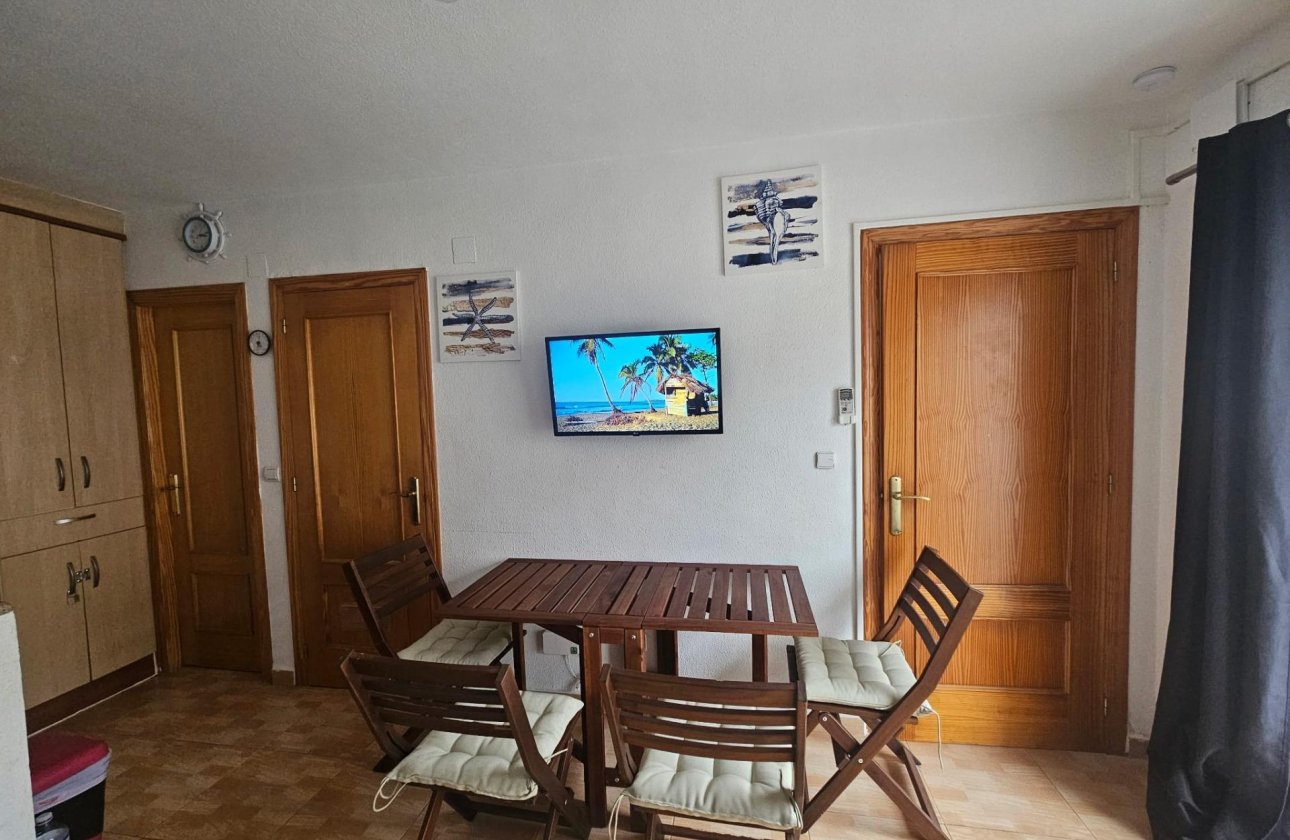 Herverkoop - Bungalow -
Torrevieja - Lago Jardin