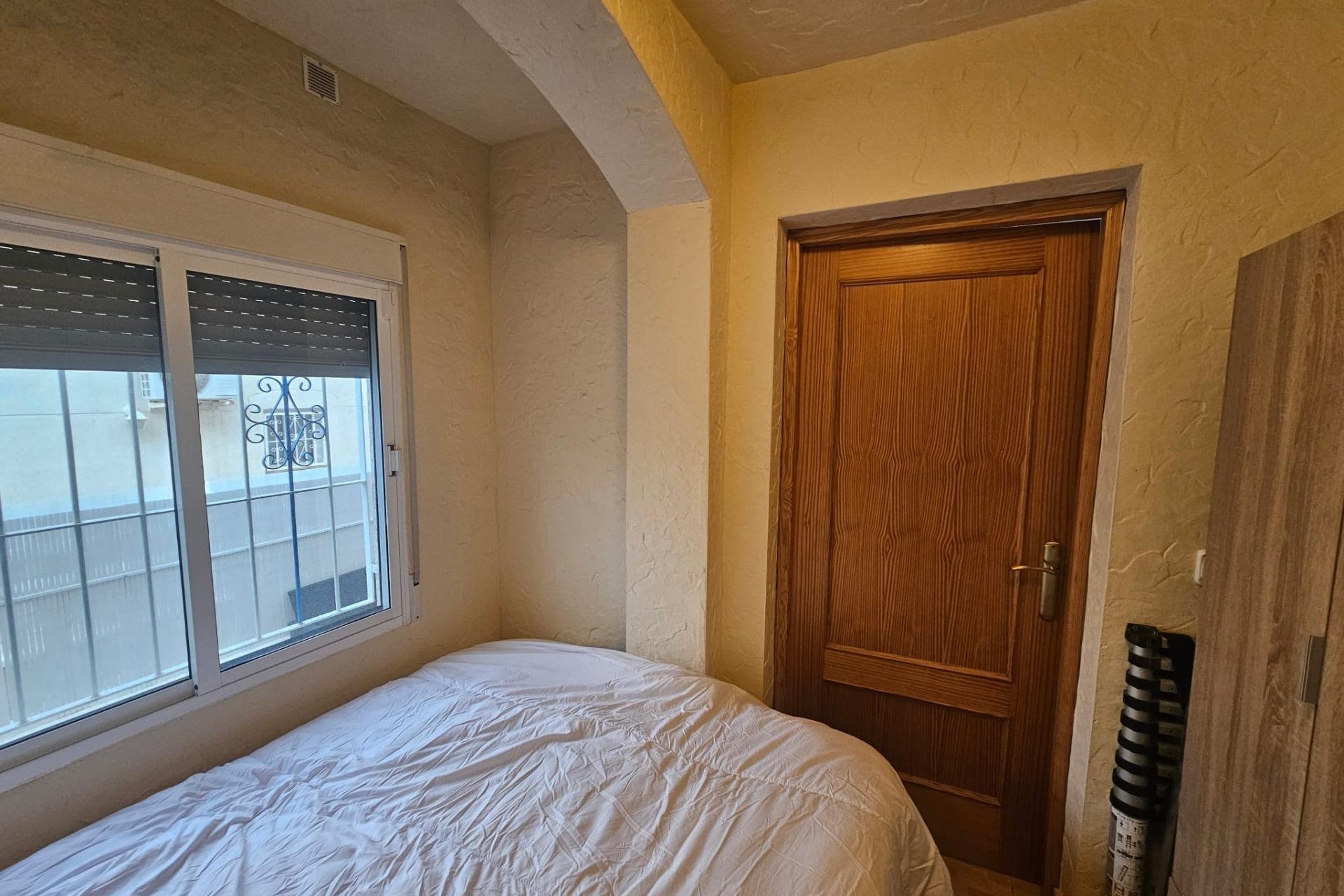 Herverkoop - Bungalow -
Torrevieja - Lago Jardin