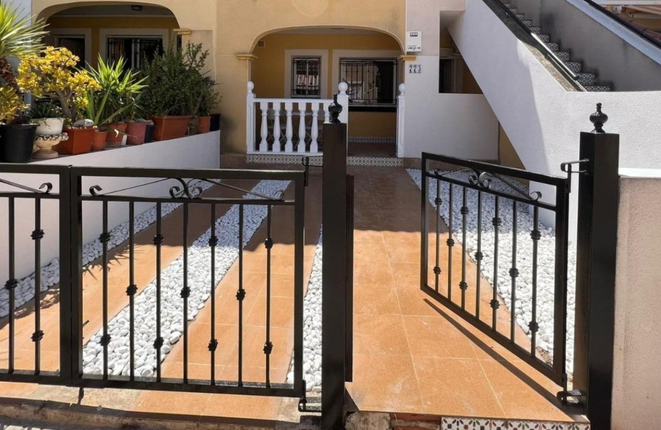 Herverkoop - Bungalow -
Torrevieja - Los Balcones - Los Altos del Edén