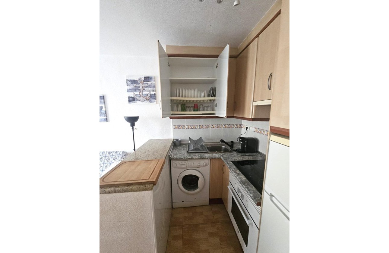 Herverkoop - Bungalow -
Torrevieja - Los Balcones