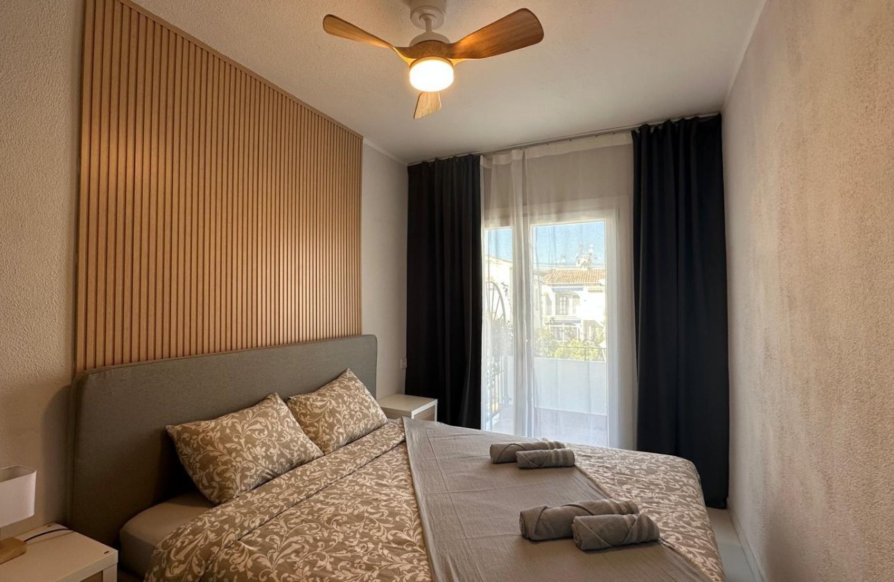 Herverkoop - Bungalow -
Torrevieja - Los Balcones