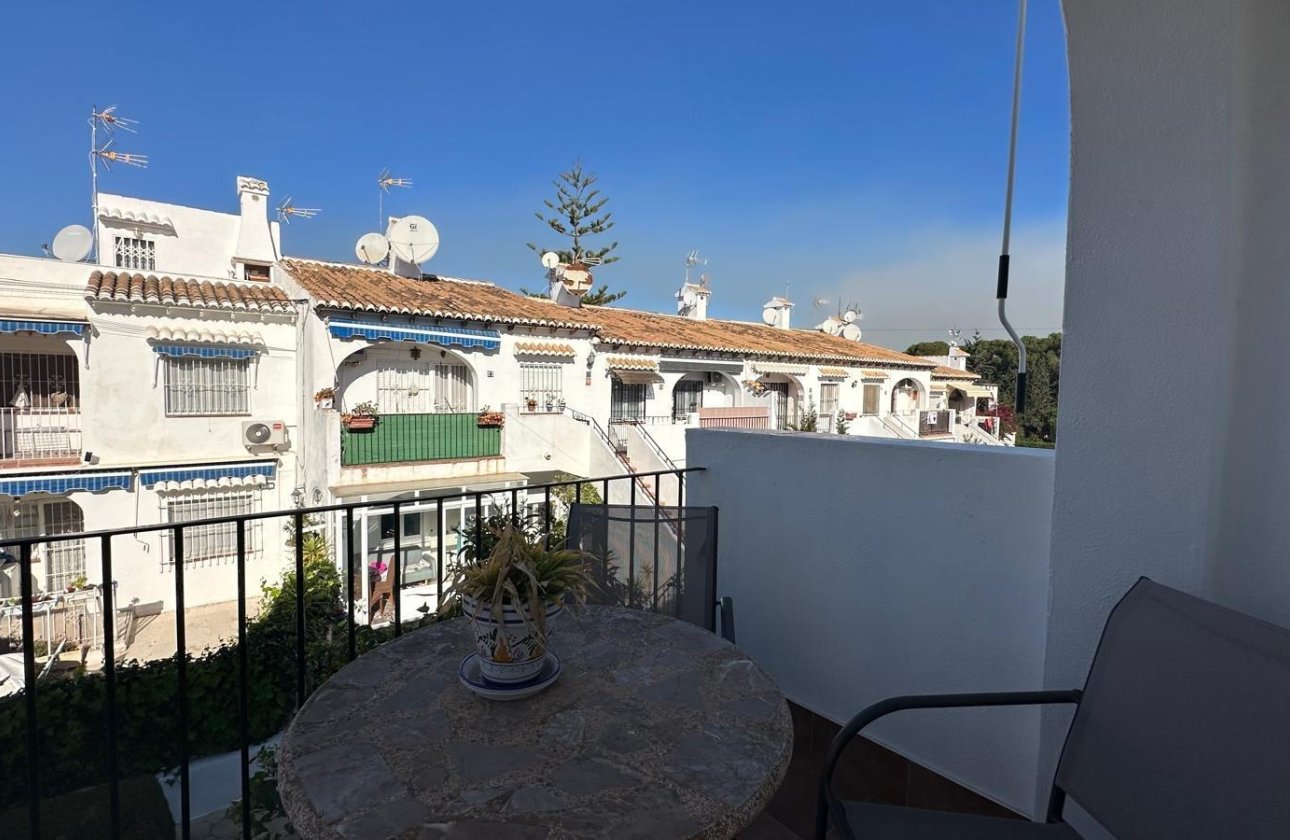Herverkoop - Bungalow -
Torrevieja - Los Balcones