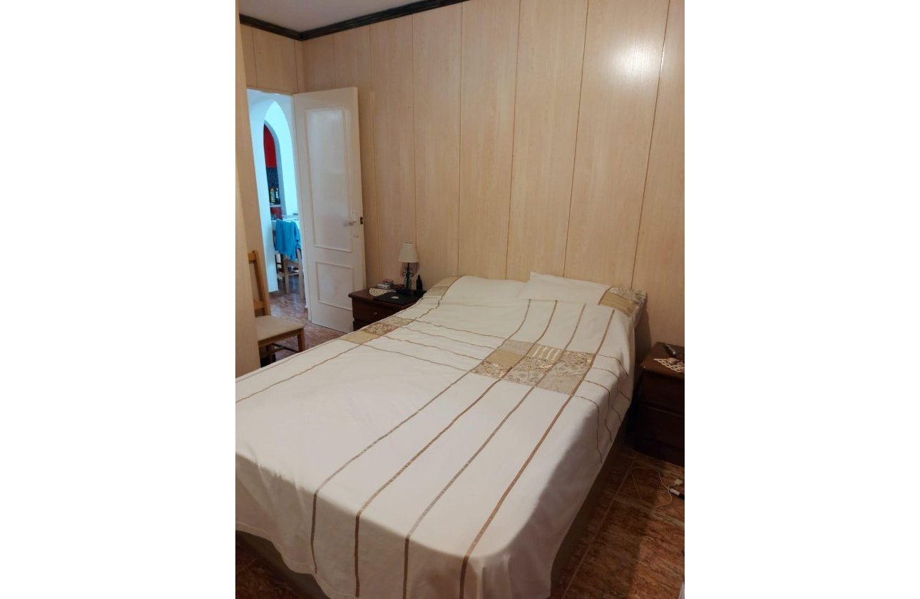 Herverkoop - Bungalow -
Torrevieja - Los Balcones
