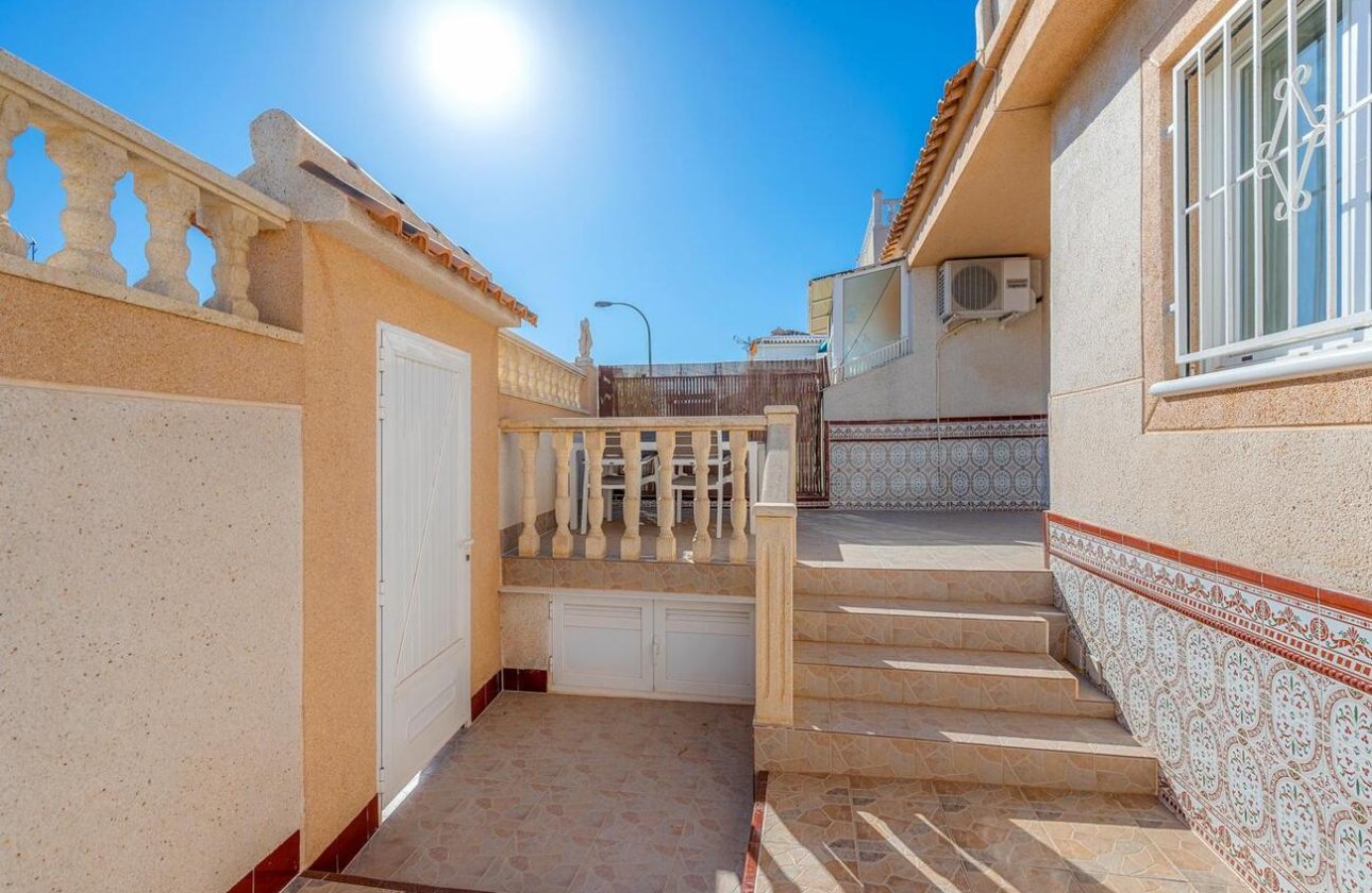 Herverkoop - Bungalow -
Torrevieja - Los Balcones
