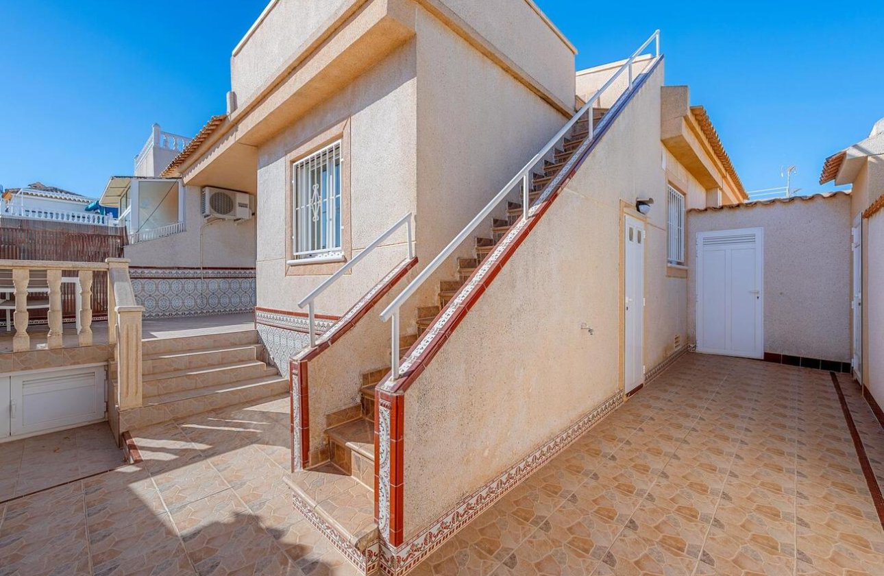 Herverkoop - Bungalow -
Torrevieja - Los Balcones