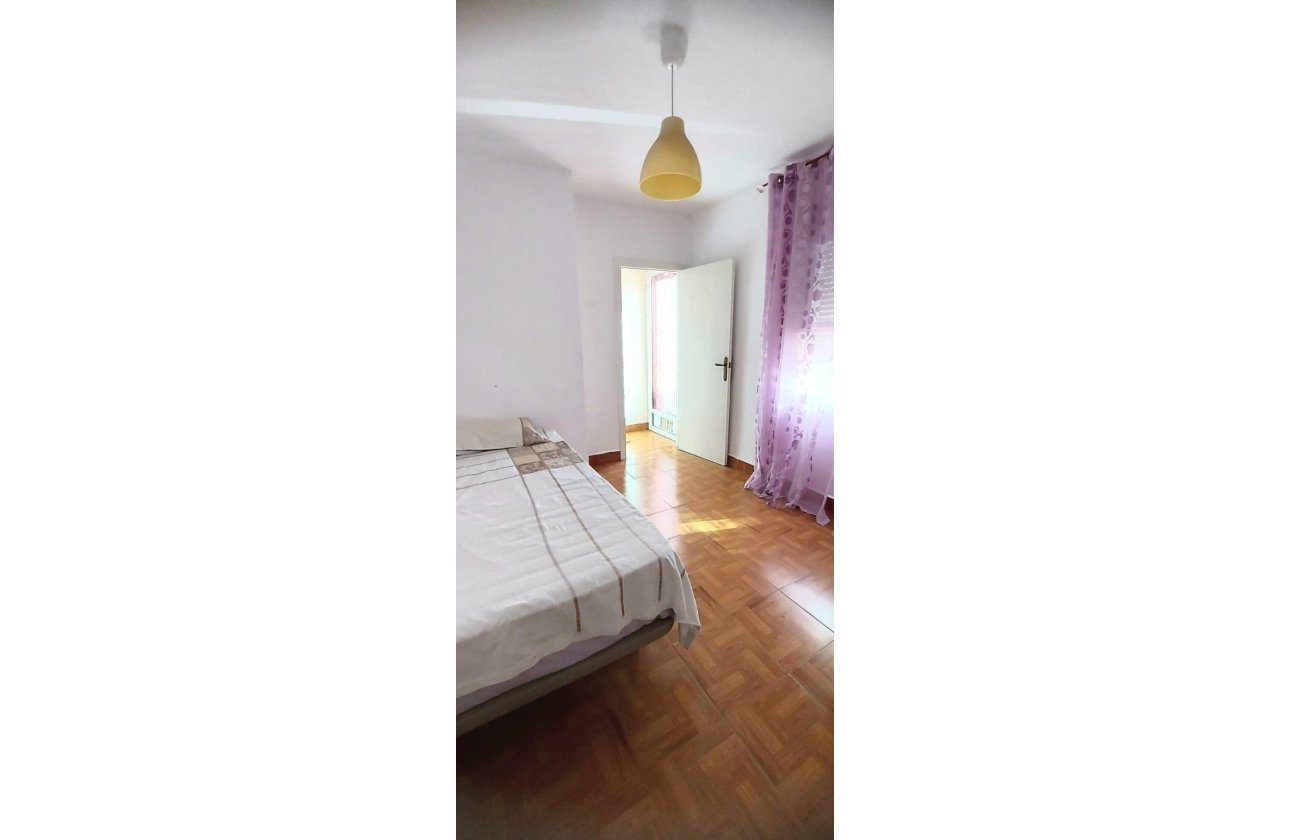 Herverkoop - Bungalow -
Torrevieja - Los Balcones