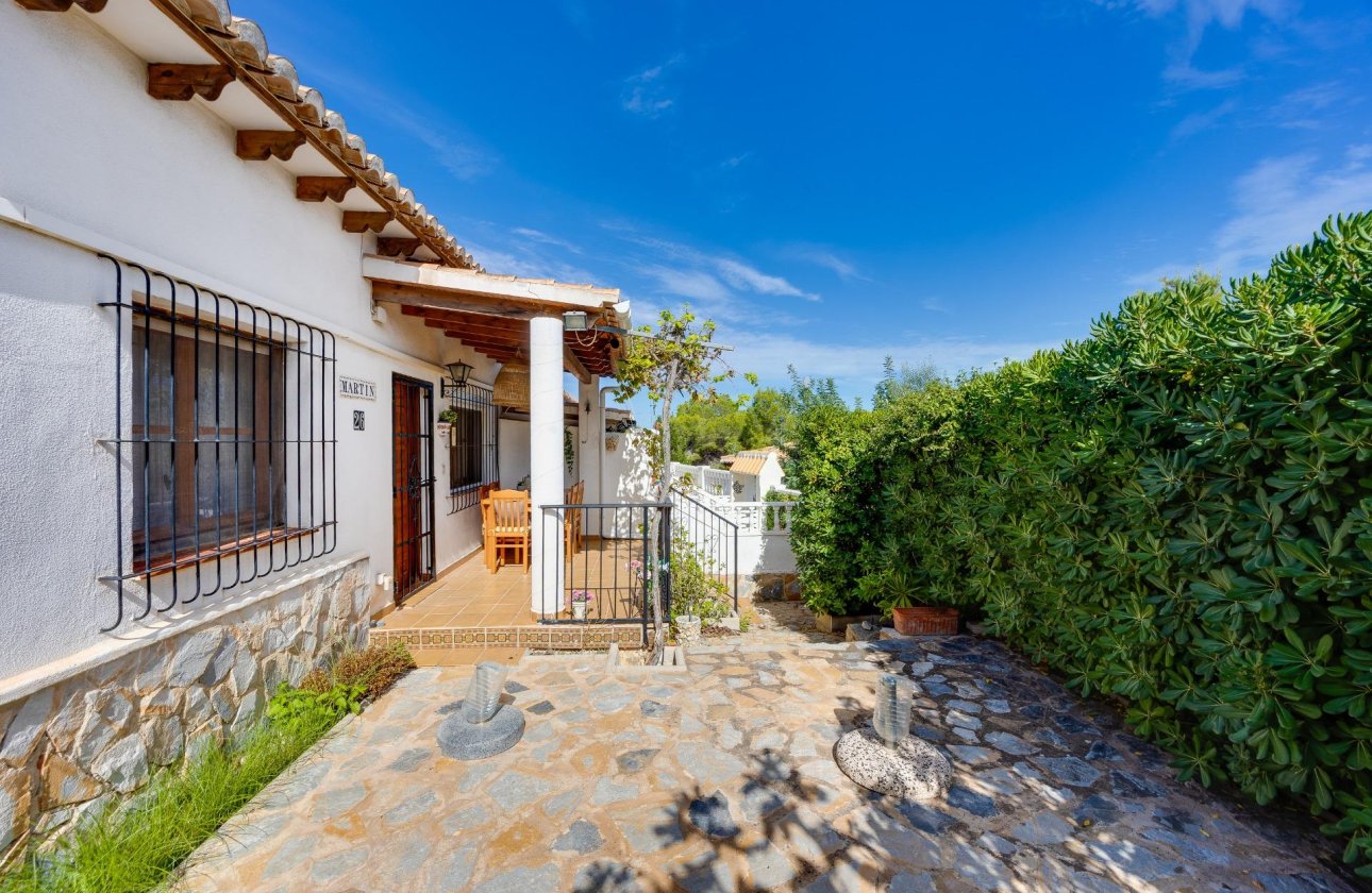 Herverkoop - Bungalow -
Torrevieja - Los Balcones