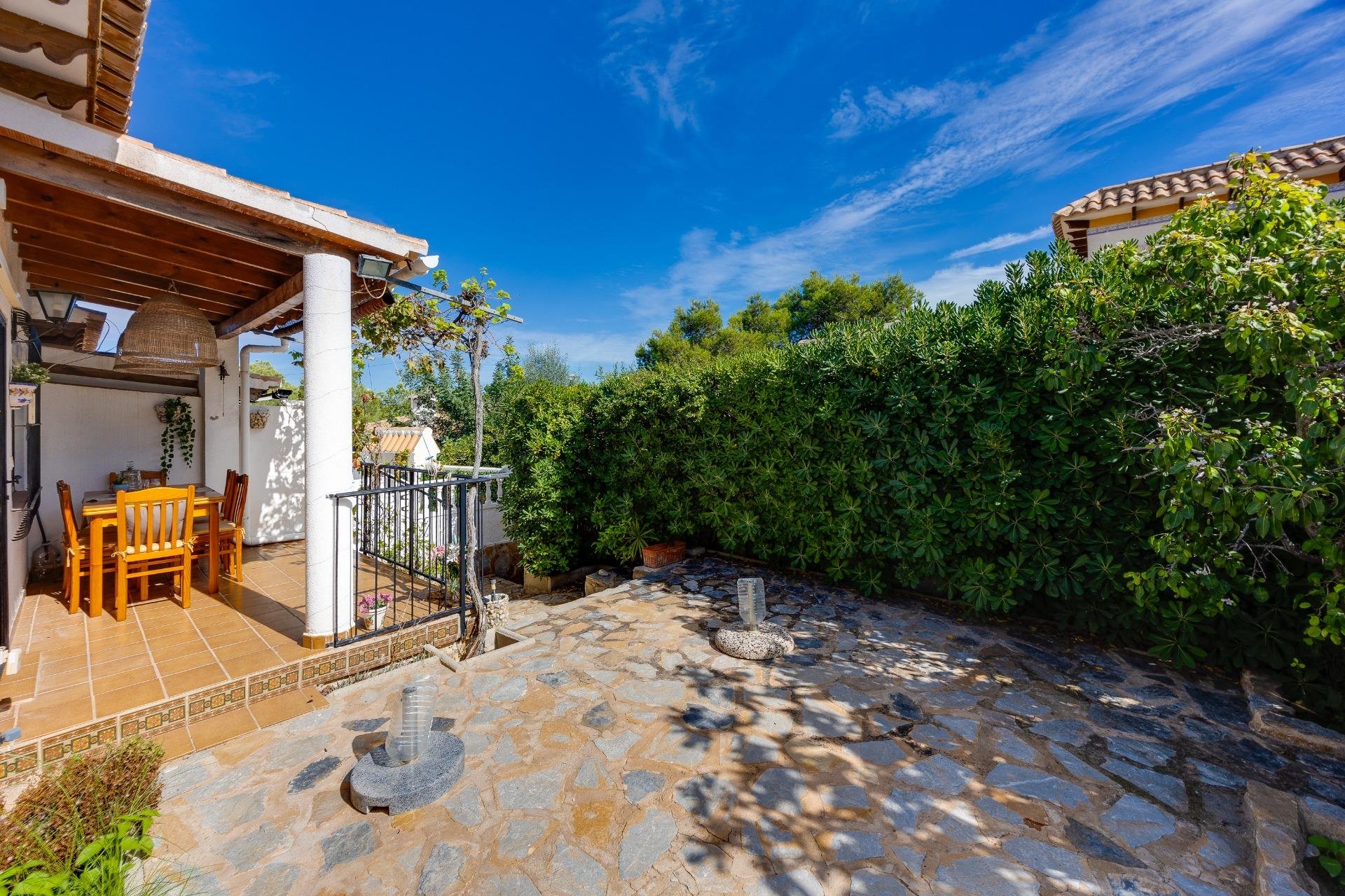 Herverkoop - Bungalow -
Torrevieja - Los Balcones