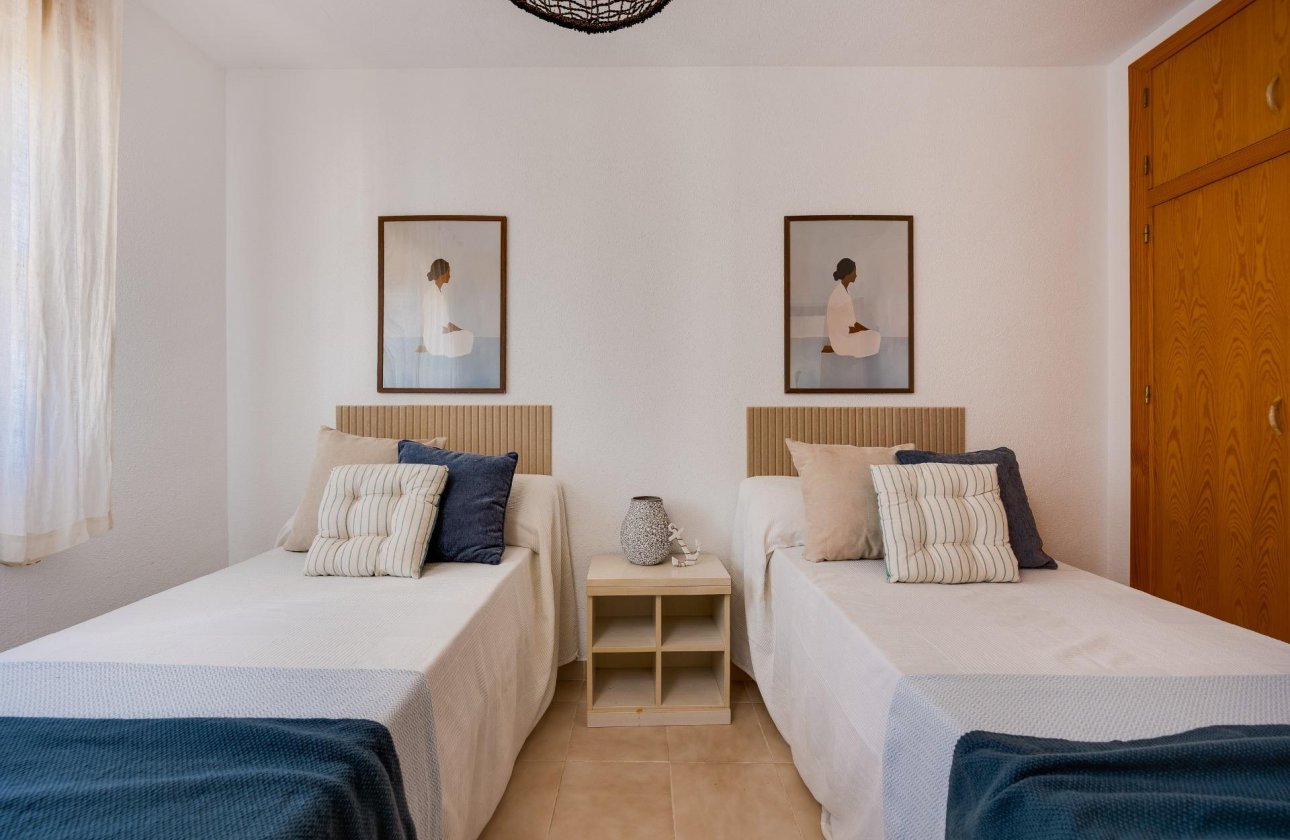 Herverkoop - Bungalow -
Torrevieja - Los Balcones