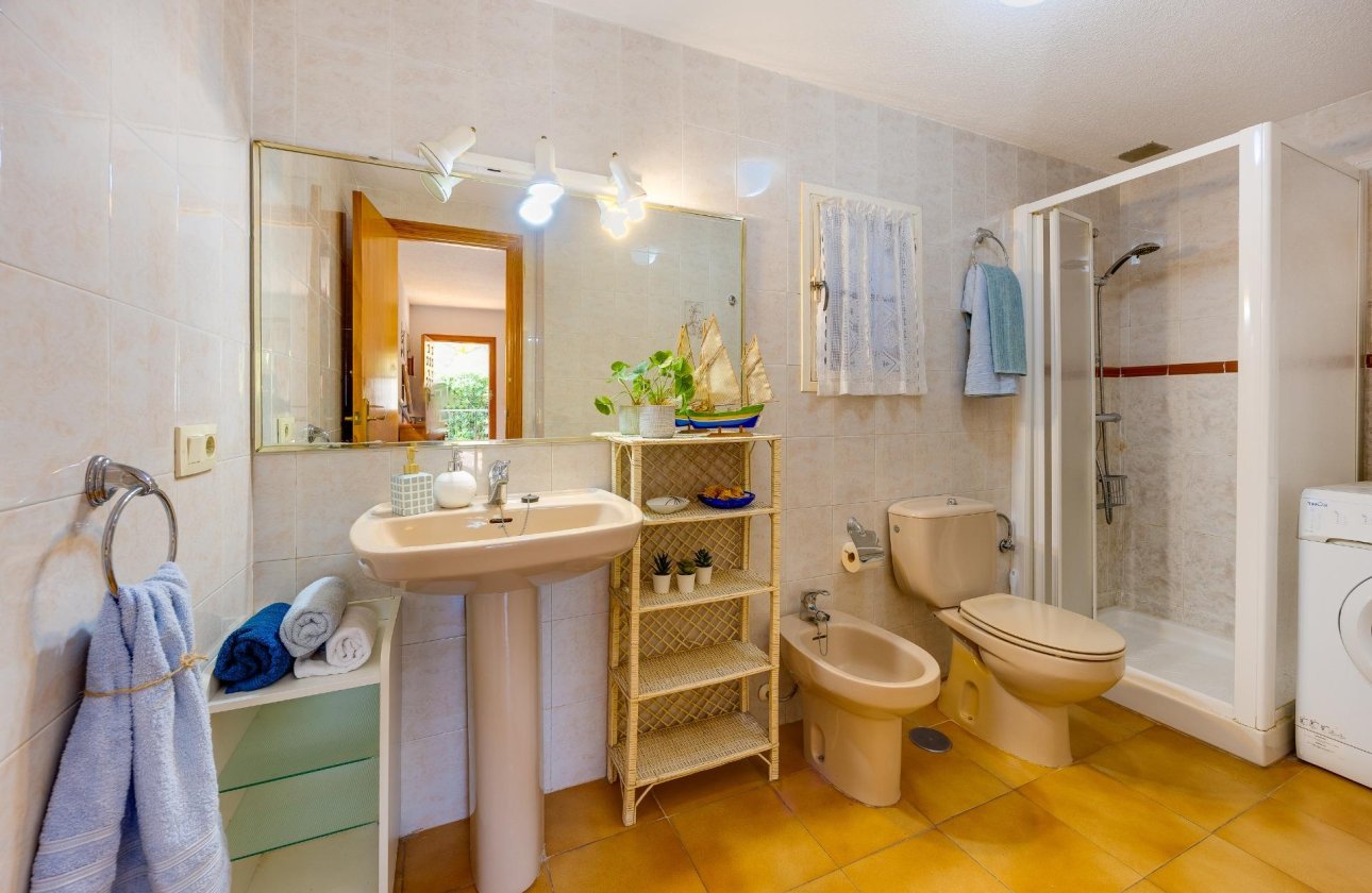 Herverkoop - Bungalow -
Torrevieja - Los Balcones