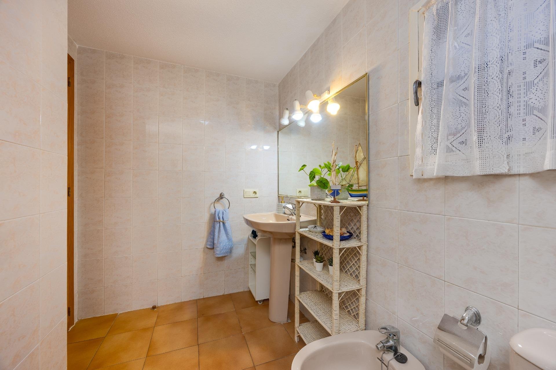 Herverkoop - Bungalow -
Torrevieja - Los Balcones