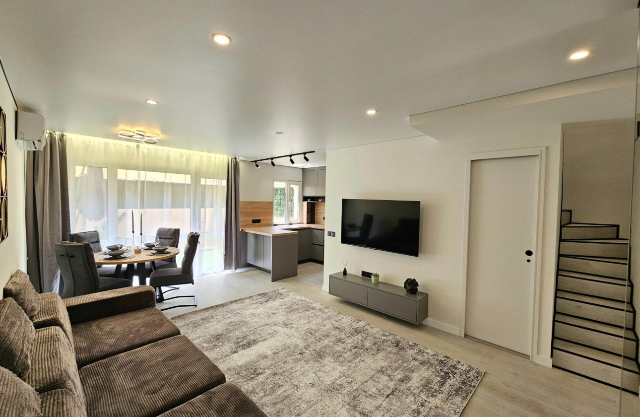 Herverkoop - Bungalow -
Torrevieja - Los Europeos