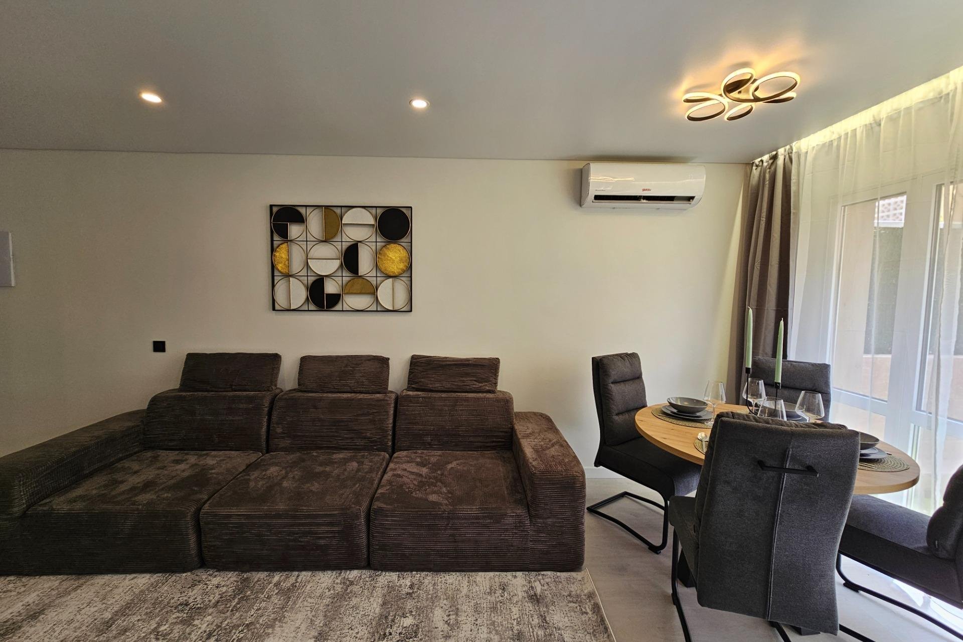 Herverkoop - Bungalow -
Torrevieja - Los Europeos