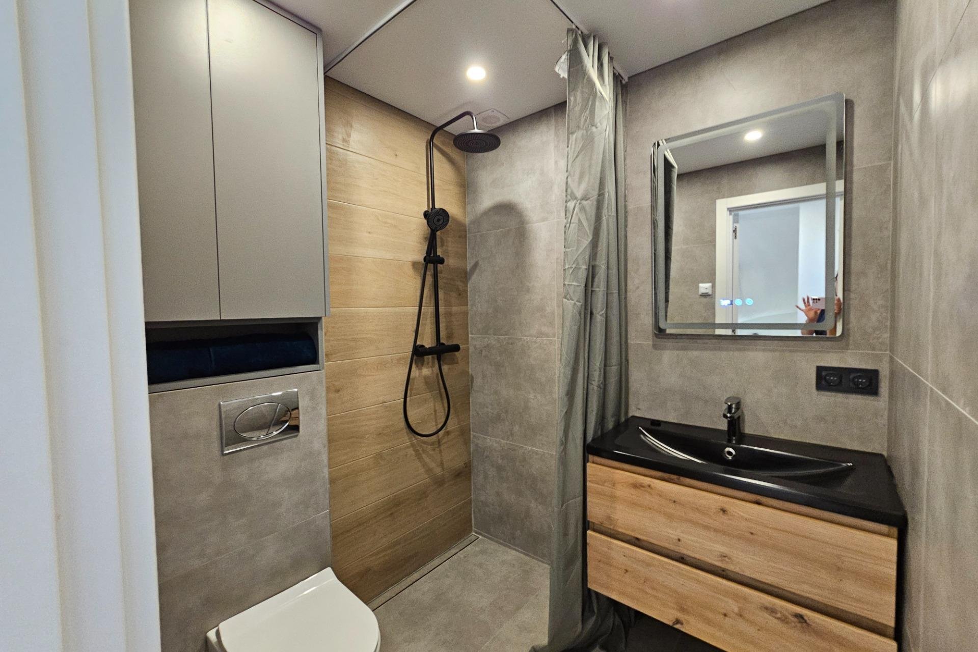Herverkoop - Bungalow -
Torrevieja - Los Europeos