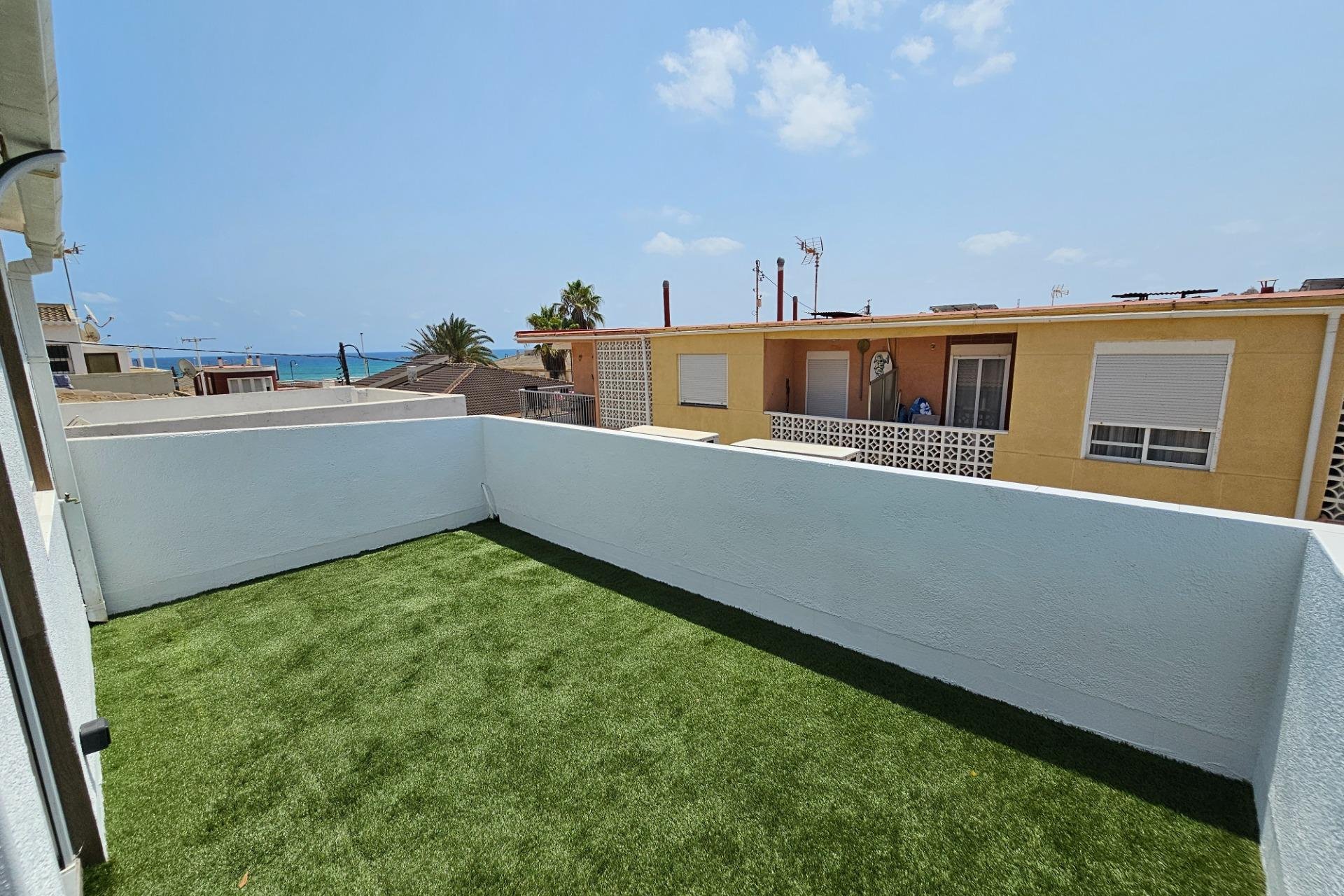 Herverkoop - Bungalow -
Torrevieja - Los Europeos