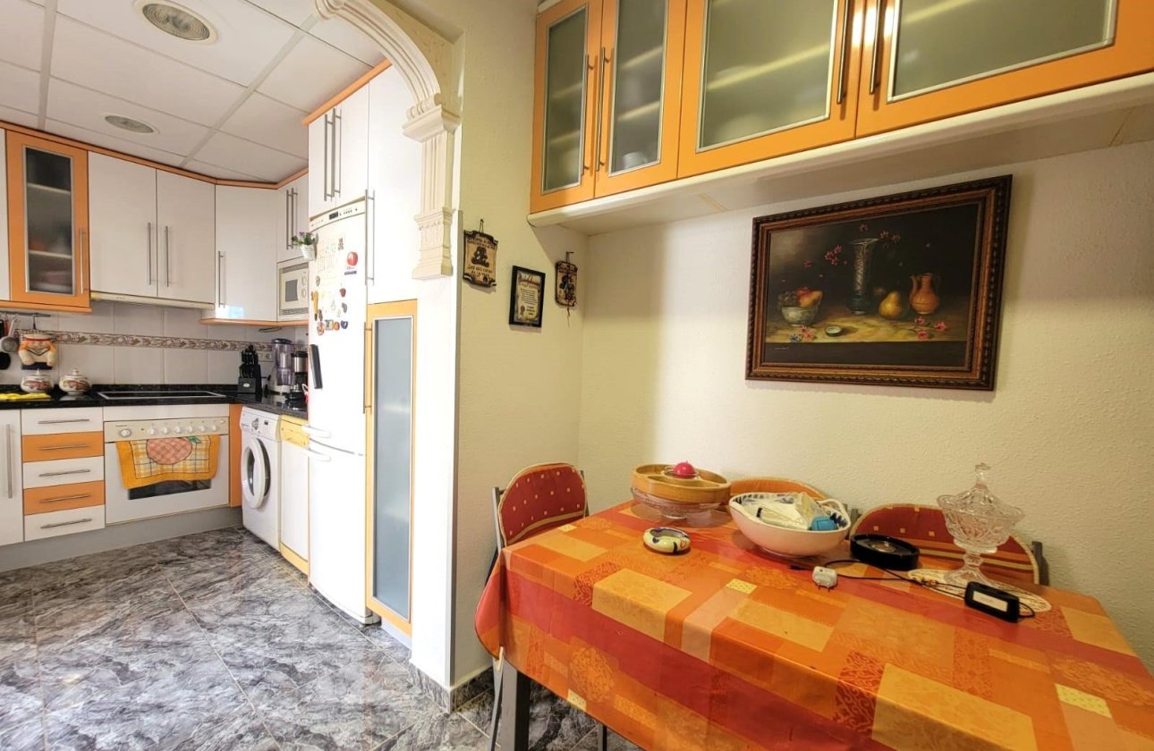 Herverkoop - Bungalow -
Torrevieja - Los Frutales