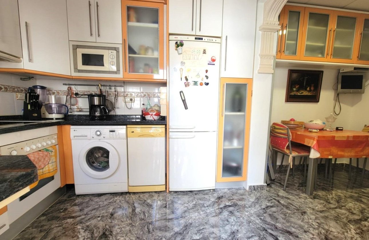 Herverkoop - Bungalow -
Torrevieja - Los Frutales