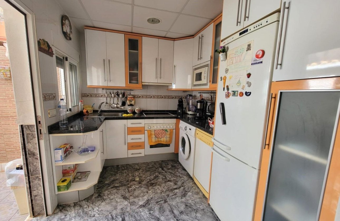 Herverkoop - Bungalow -
Torrevieja - Los Frutales