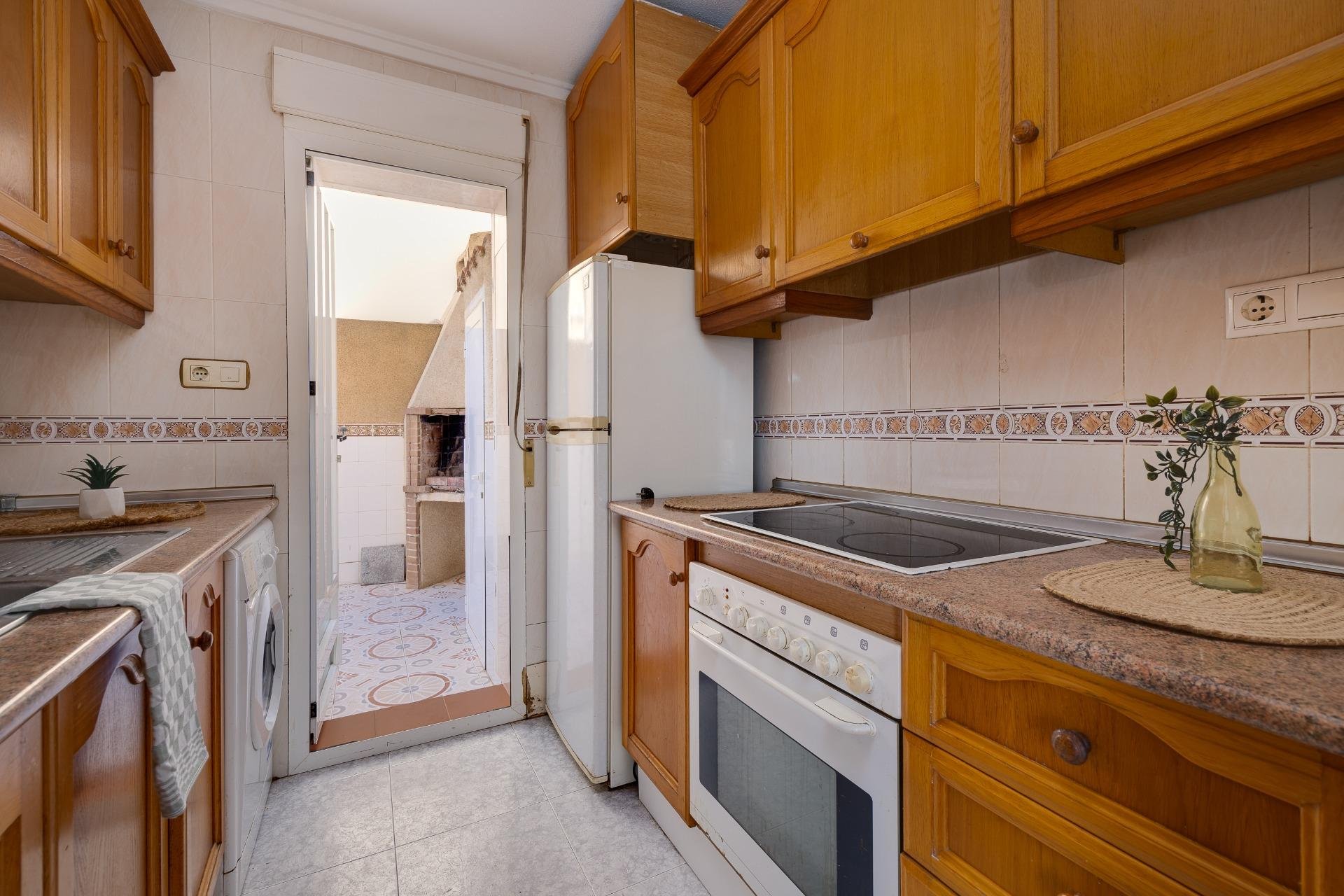 Herverkoop - Bungalow -
Torrevieja - Los Frutales