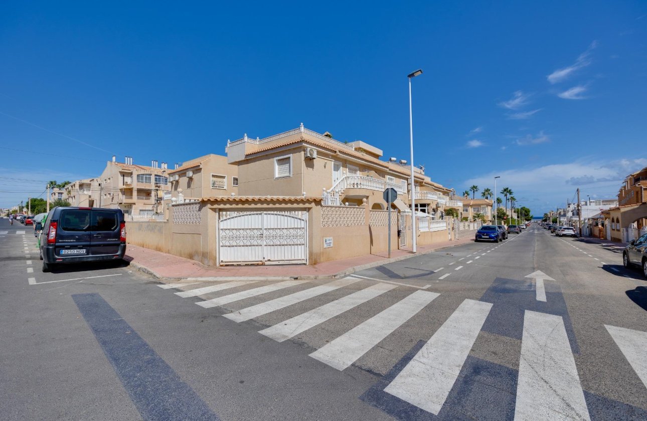 Herverkoop - Bungalow -
Torrevieja - Los Frutales