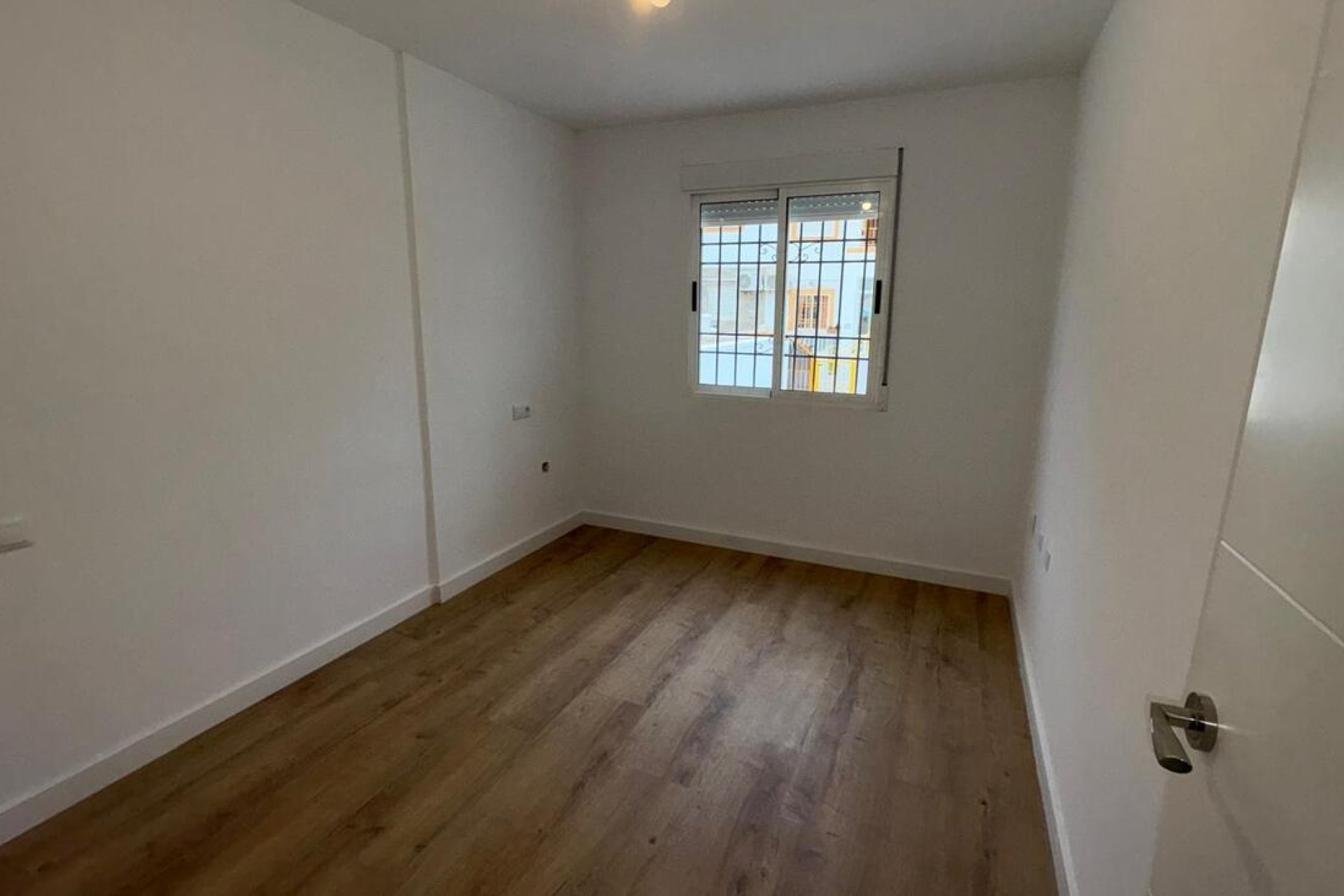 Herverkoop - Bungalow -
Torrevieja - PARQUE DE LAS NACIONES