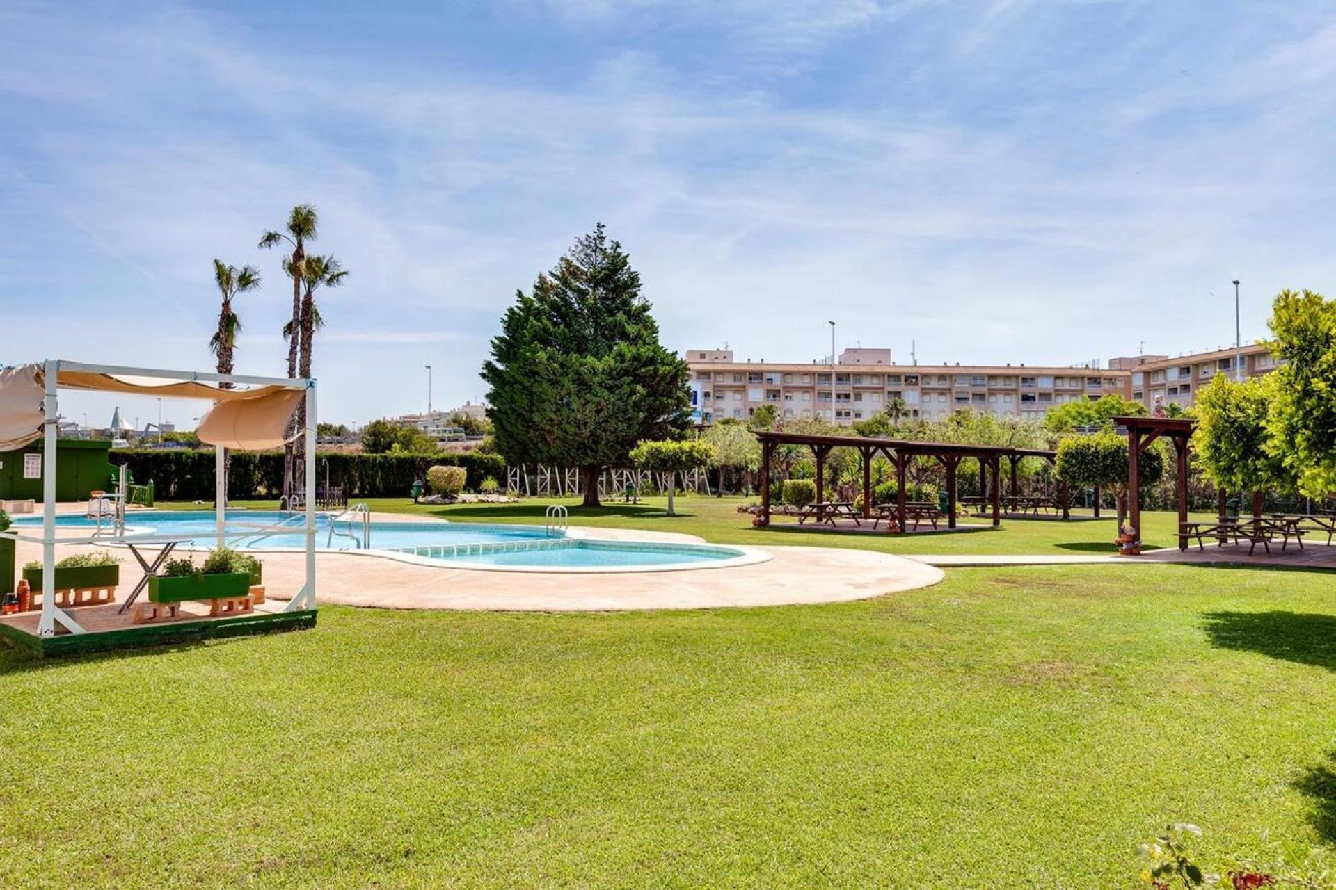 Herverkoop - Bungalow -
Torrevieja - PARQUE DE LAS NACIONES