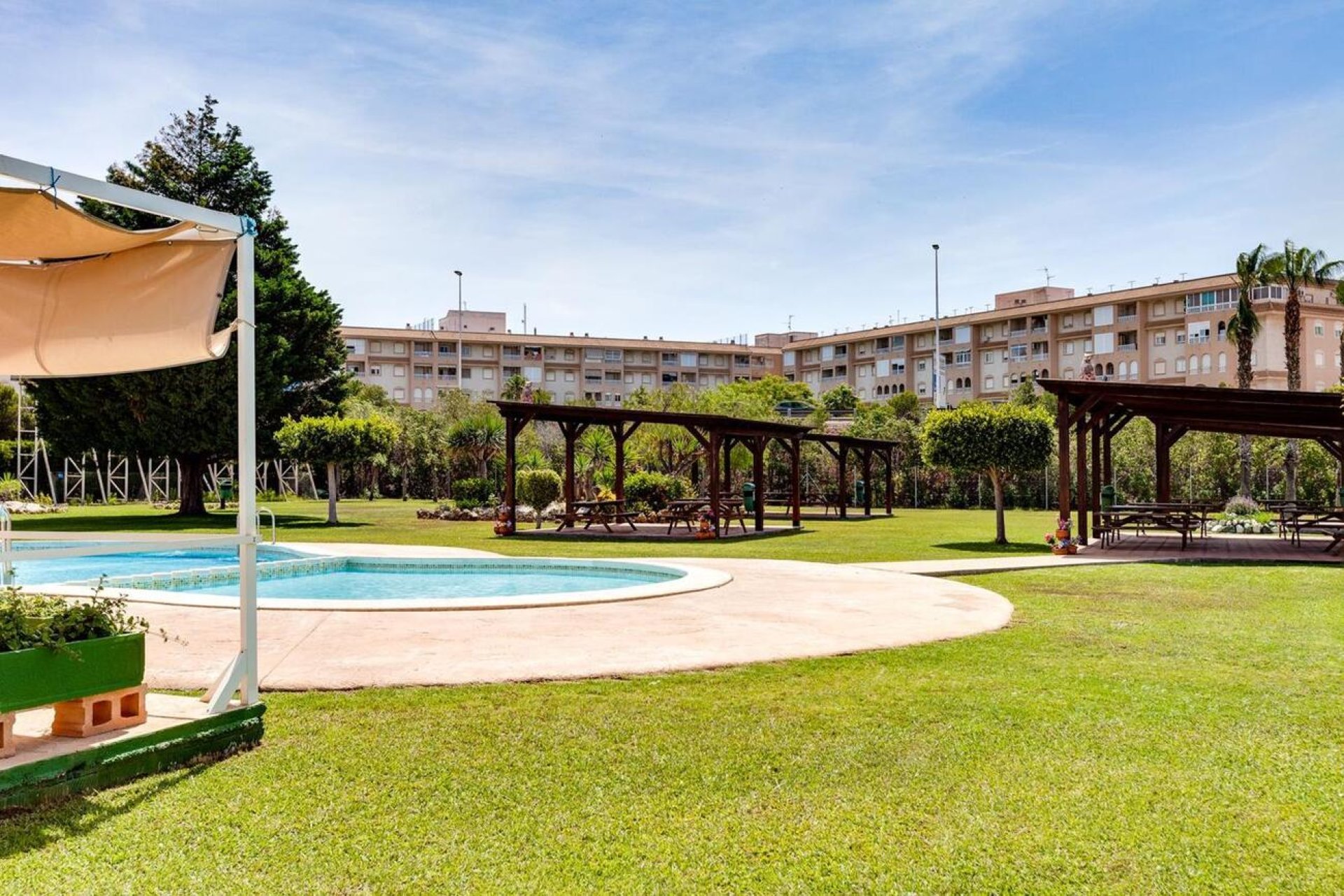 Herverkoop - Bungalow -
Torrevieja - PARQUE DE LAS NACIONES