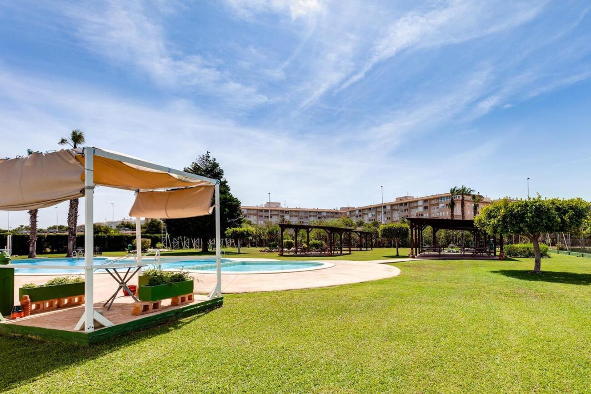 Herverkoop - Bungalow -
Torrevieja - PARQUE DE LAS NACIONES