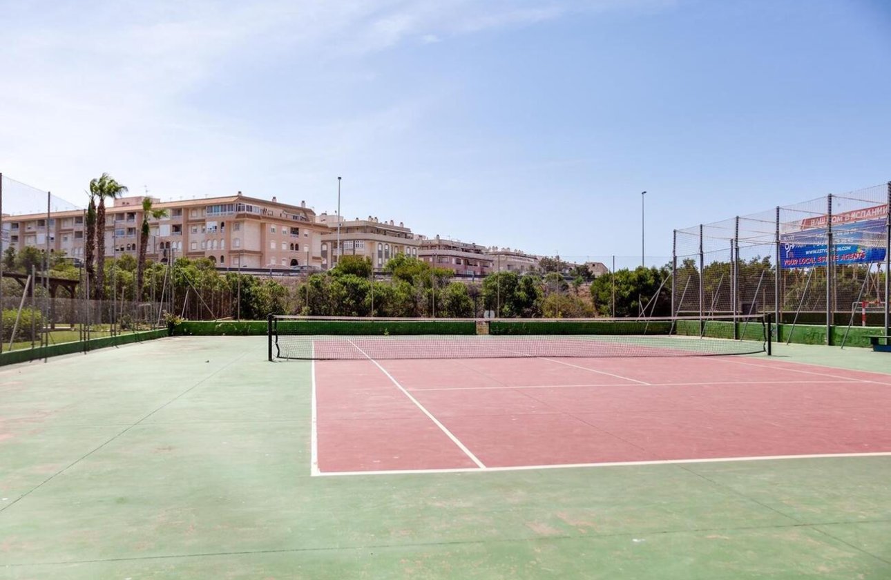 Herverkoop - Bungalow -
Torrevieja - PARQUE DE LAS NACIONES