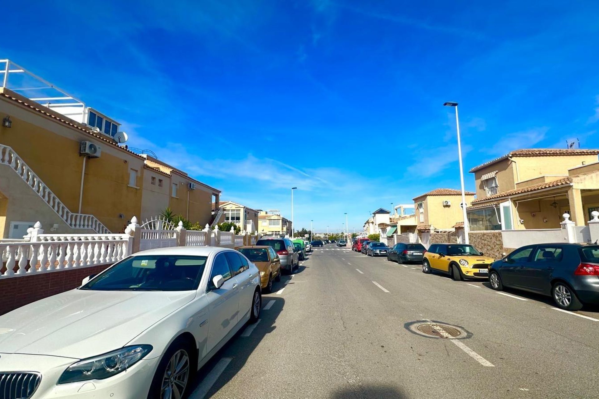 Herverkoop - Bungalow -
Torrevieja - Playa de los Locos