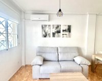 Herverkoop - Bungalow -
Torrevieja - Playa de los Locos