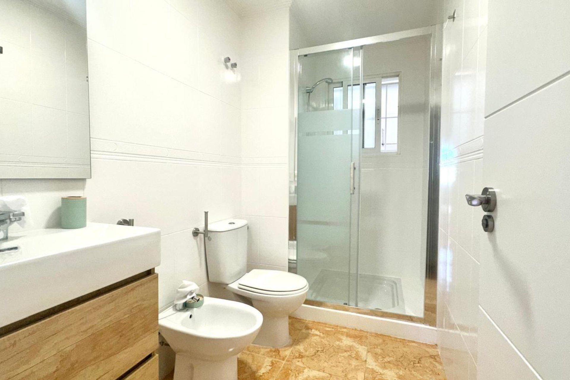 Herverkoop - Bungalow -
Torrevieja - Playa de los Locos