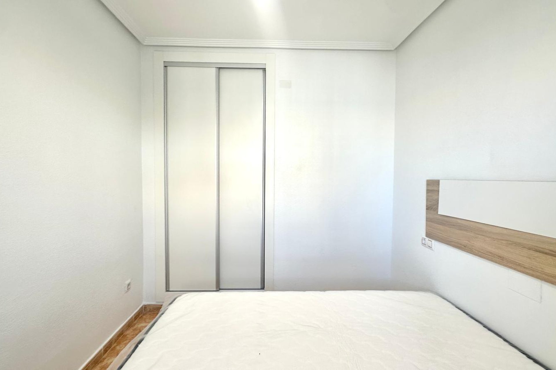 Herverkoop - Bungalow -
Torrevieja - Playa de los Locos