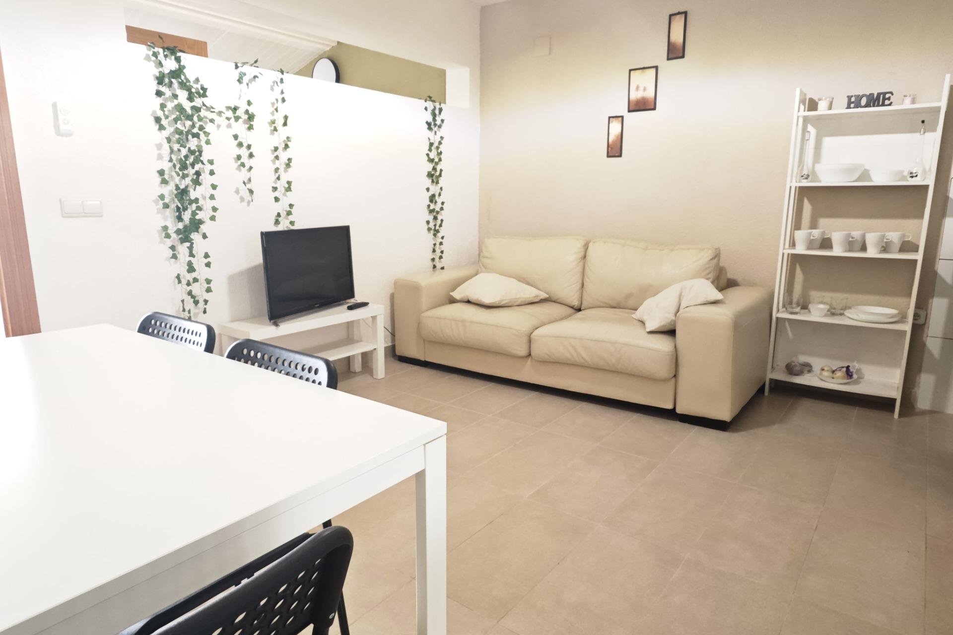 Herverkoop - Bungalow -
Torrevieja - Playa del Cura