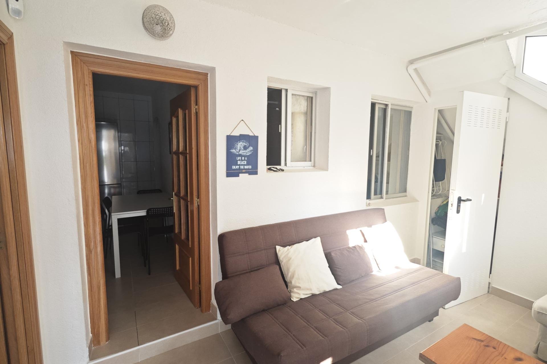 Herverkoop - Bungalow -
Torrevieja - Playa del Cura